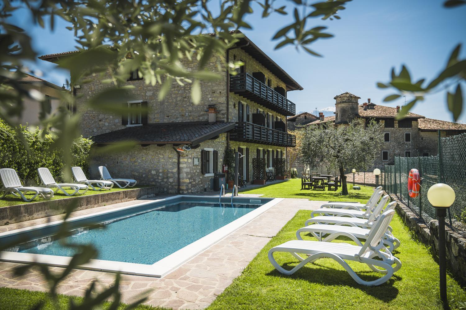 Hotel Antica Croce - Gardaslowemotion تينو المظهر الخارجي الصورة
